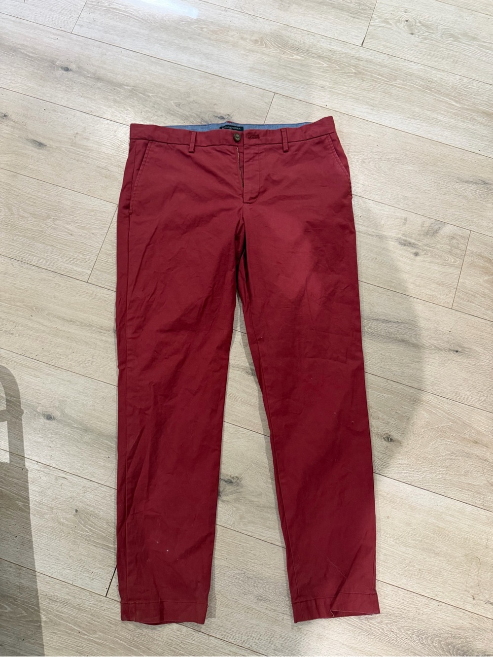 Banana Republic Men's Crimson Slim Chino Pants